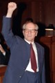 Debout devant les vainqueurs, par Erich Honecker